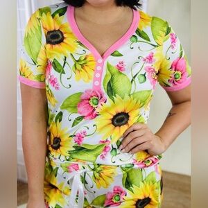 EUC - Shirley and Stone - Spring Floral Sleepwear Pajamas Lounge Set Womans XS